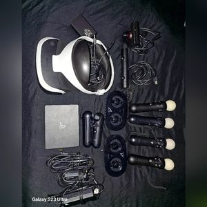 Playstation 4 VR Headset and move controls and 2 sharp shooter guns